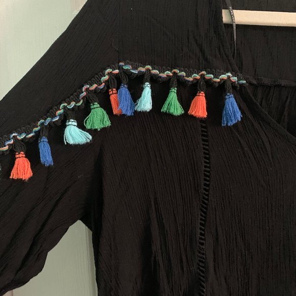 Long Sleeve Blouse with Tassel Details - Picture 3 of 7